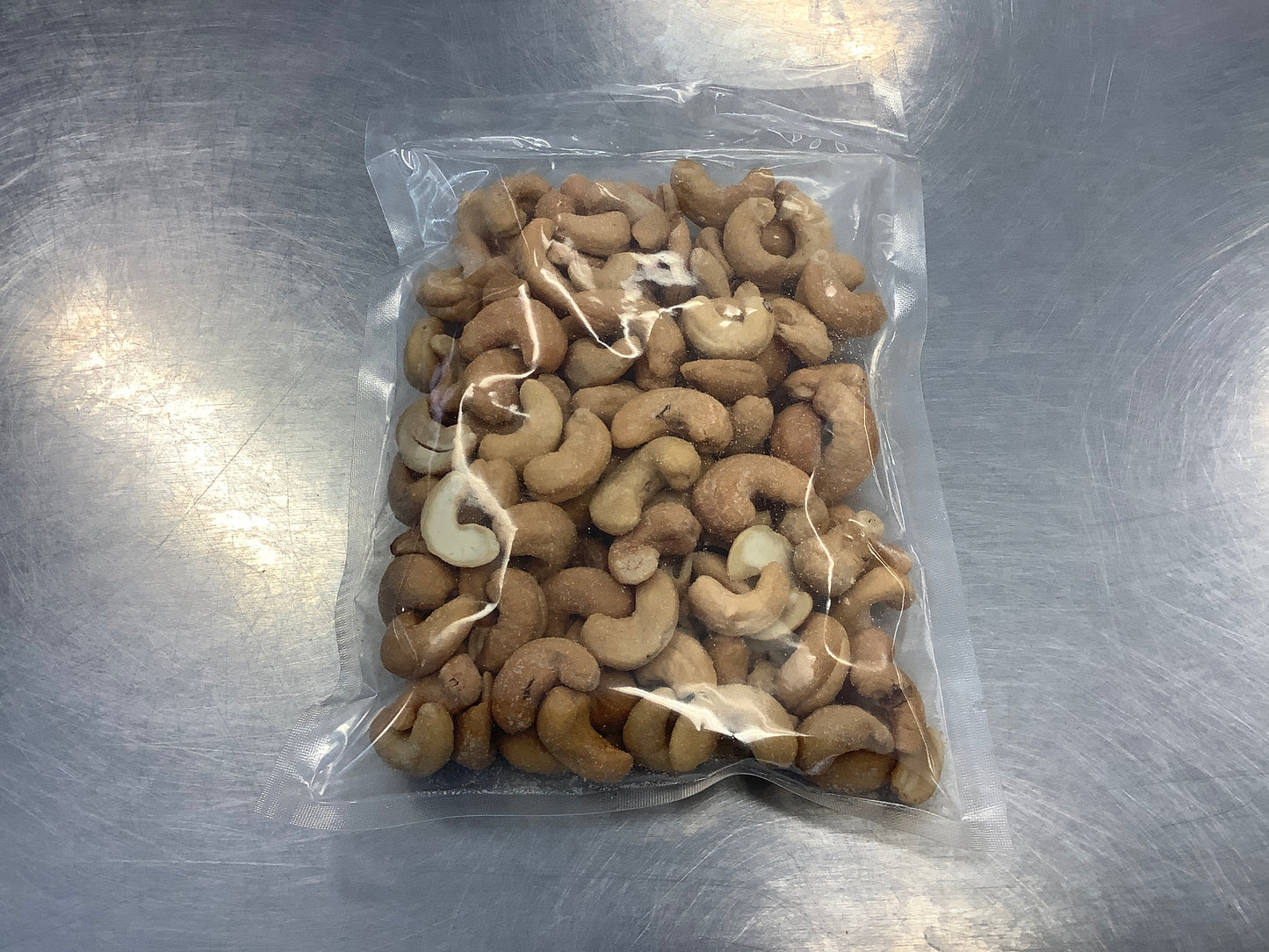 ROASTED WHOLE CASHEWS WITH SEA SALT-1/2LB BAG