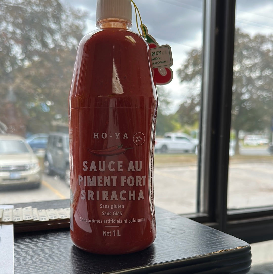SRIRACHA HOT CHILI SAUCE - 1L