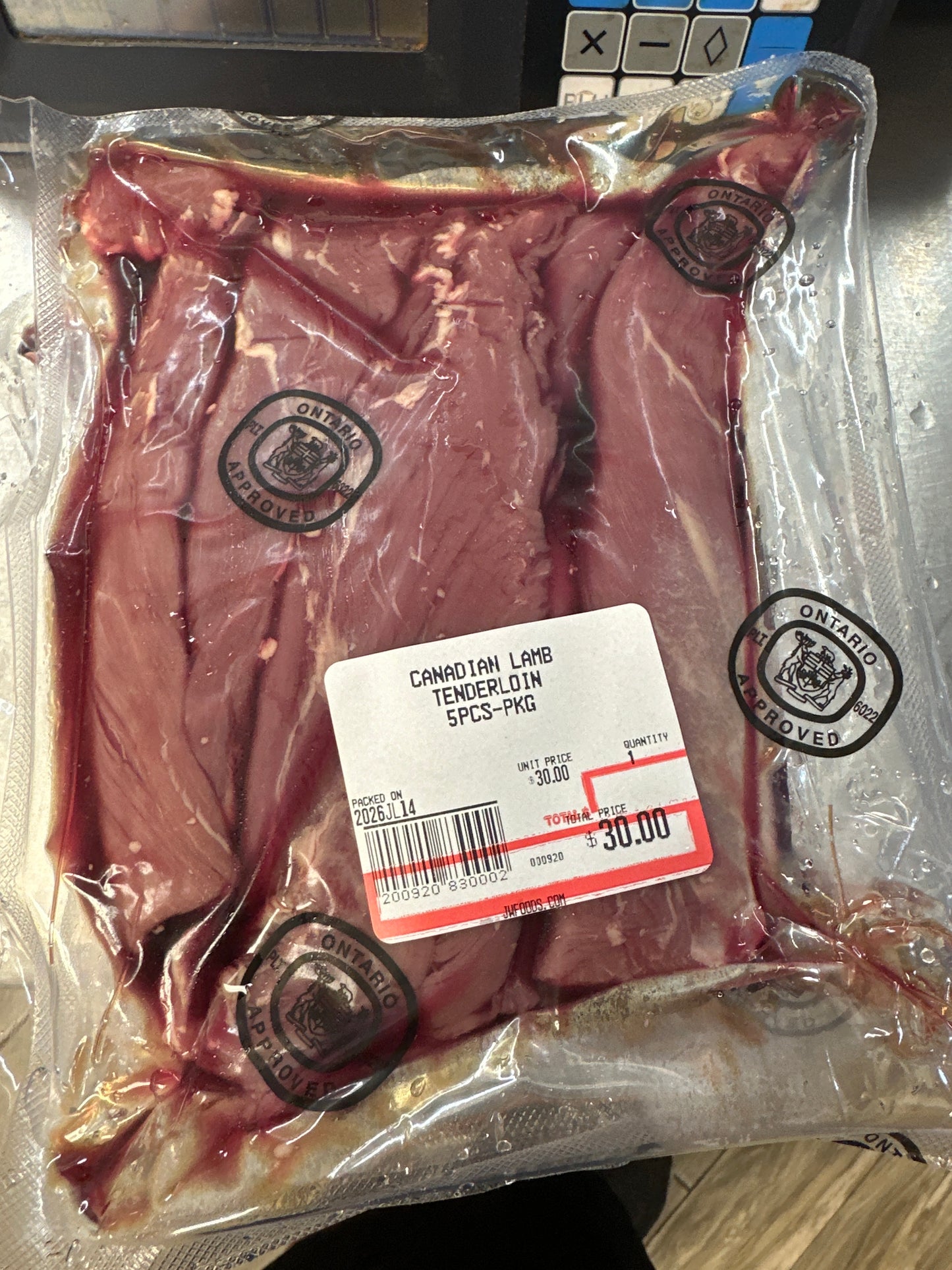 CANADIAN LAMB TENDERLOIN APPROXIMATELY 5/pkg