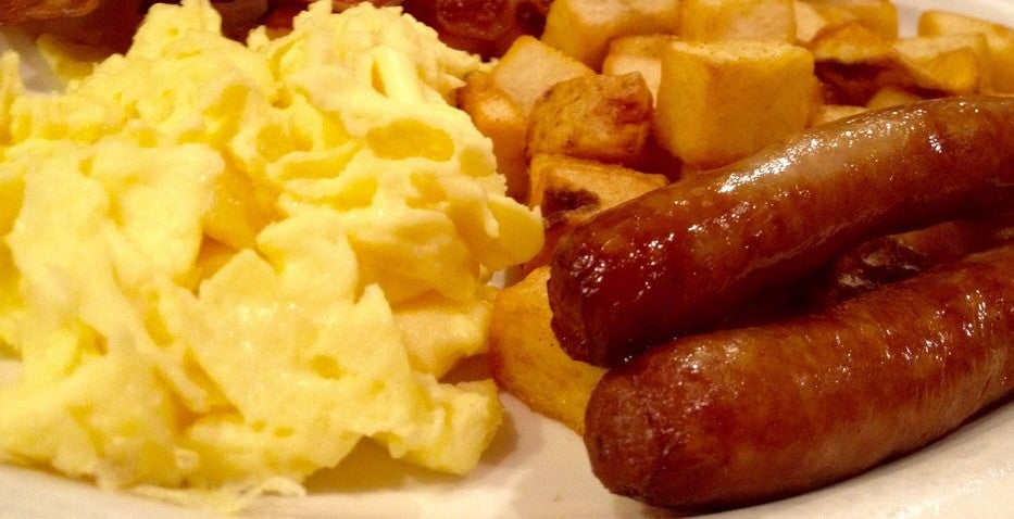Pre-Set Meal - BREAKFAST - Scrambled Eggs, Turkey Breakfast Sausages & Diced Potatoes - 4oz potions