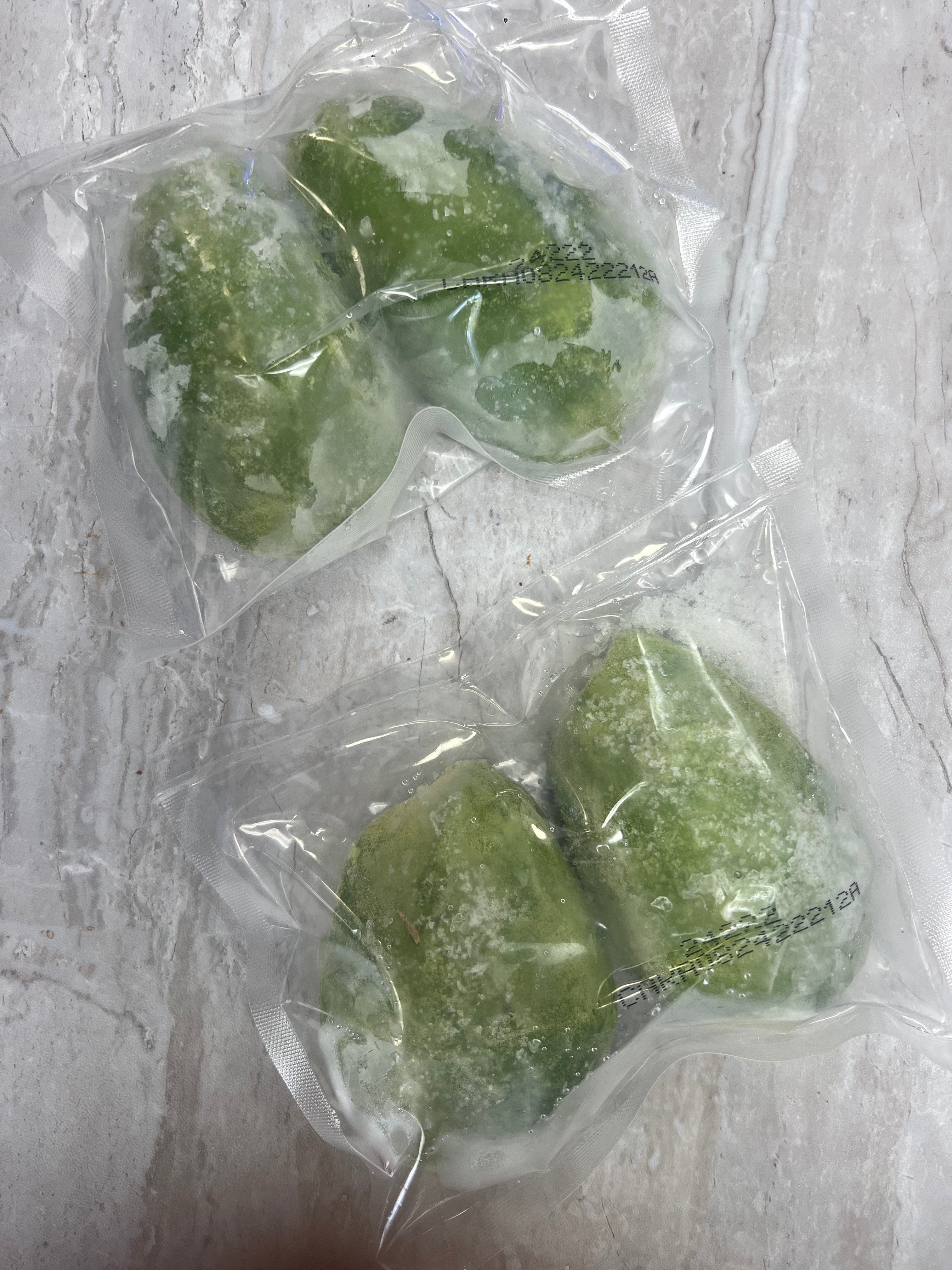AVOCADO HALVES - FROZEN – J&W Meal Butler