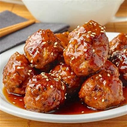 Beef Meatballs HONEY GARLIC - Cooked & Portioned - 4oz